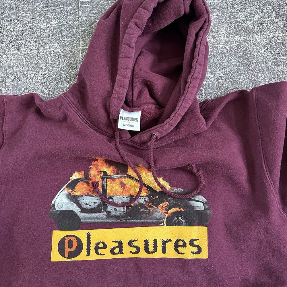 Men's Pleasures Crash Burning Car Maroon Hoodie Hooded Pullover Sweatshirt Sz M